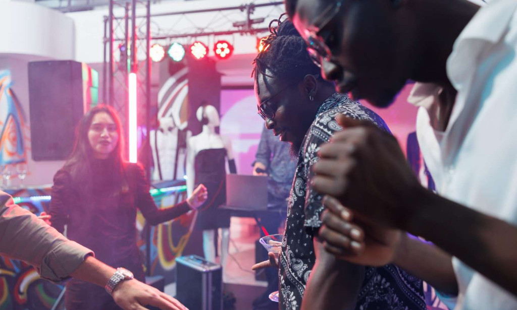 The Role of Entertainment in Modern Society: How Entertainment Shapes Our Daily Lives